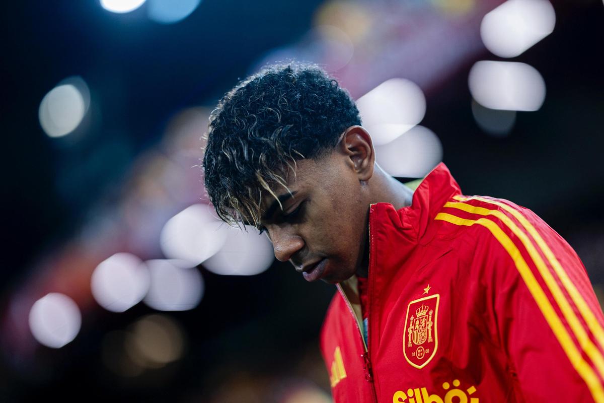 记者：申花今天下午飞赴天津，于汉超、戴伟浚等人随队出征（记者：申花今日下午飞往天津，于汉超、戴伟浚等随队出发）