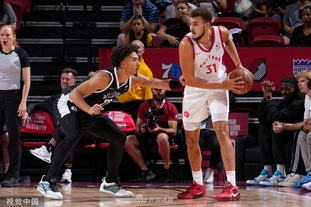 官方：现年36岁的前瑞典国脚、尤文旧将埃克达尔宣布退役（36岁瑞典前国脚、尤文旧将埃克达尔官宣退役）