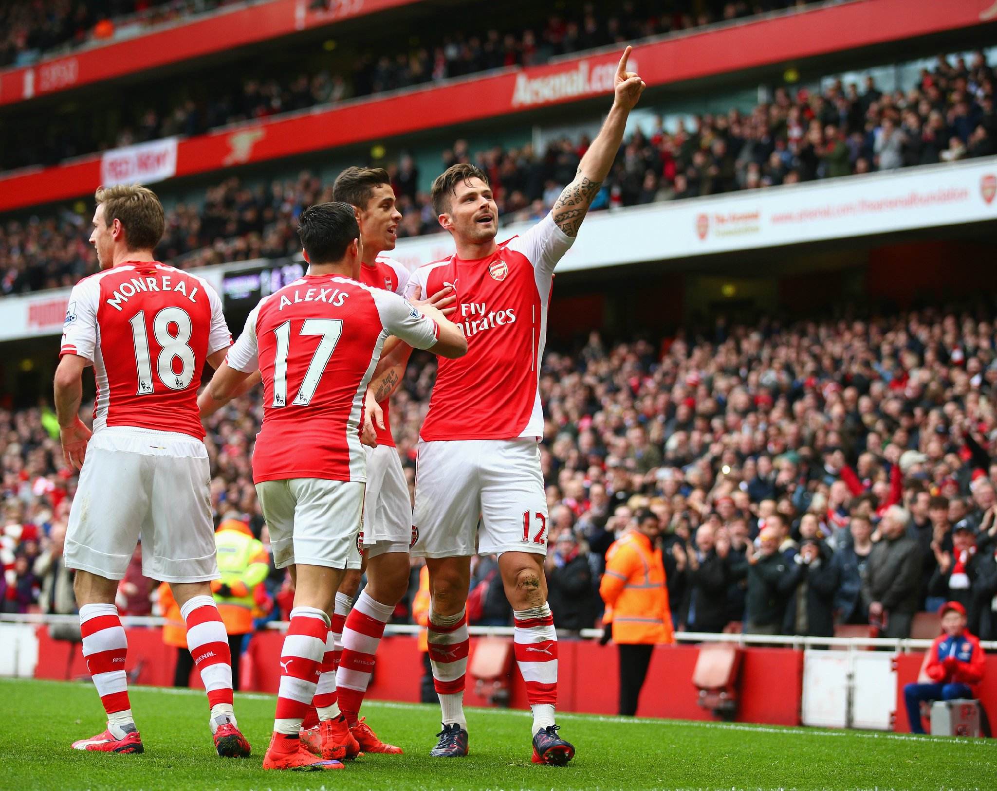 1.45亿欧元先生持续低迷！伊萨克近15场仅1球，利物浦天价引援陷困局（1.45亿欧重磅引援继续哑火！伊萨克近15战仅破门1次，利物浦豪购陷入困局）