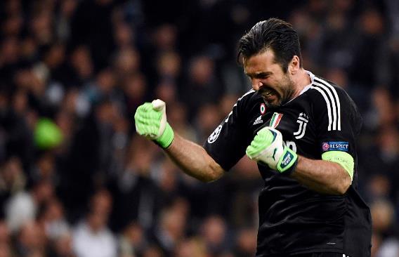 0-3不敌拜仁，勒沃库森连续37场德甲客场不败纪录遭终结（0-3负拜仁，勒沃库森德甲客场37场不败告终）